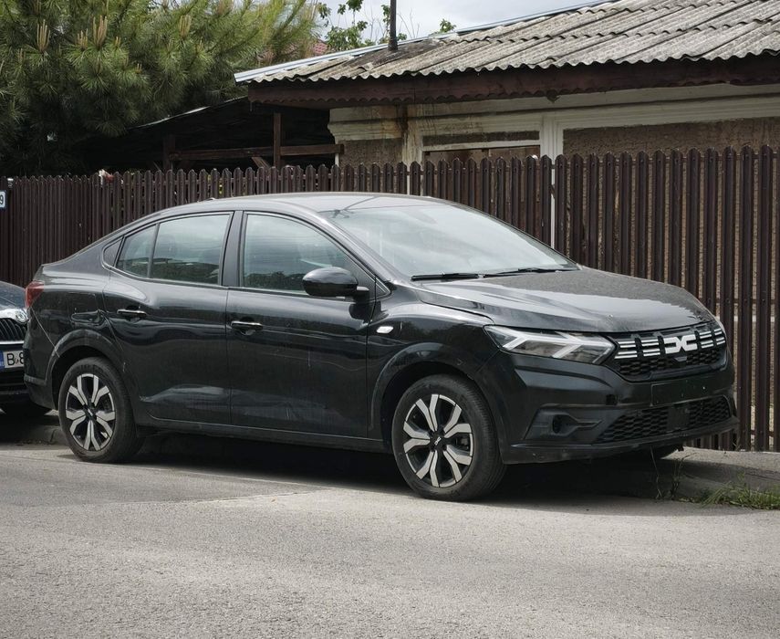 Logan 3 2024 GPL  17500 km