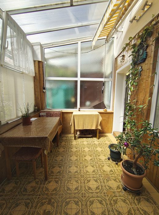 In chiriez imobil str Lupeni