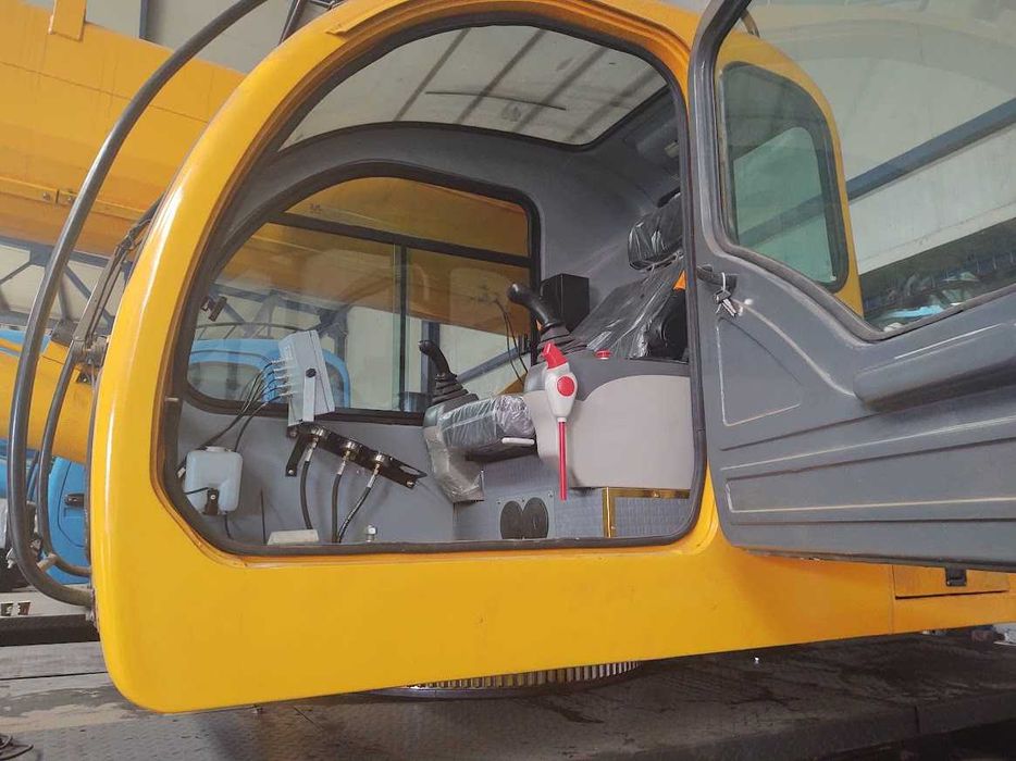 Automacara MAN , 2011 + macara noua 25 T ,30 m, stare perfecta, jostik - cantar