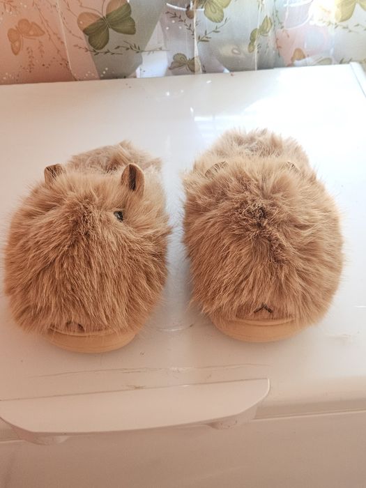 Пантофи Капибара