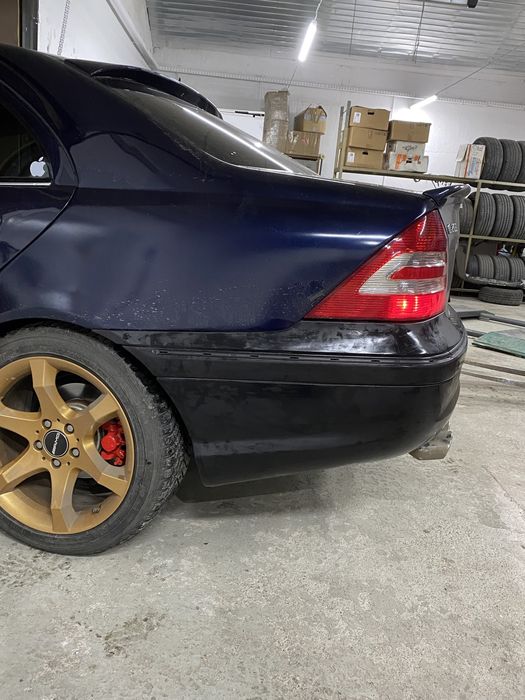Bara spate AMG Mercedes w203 sedan