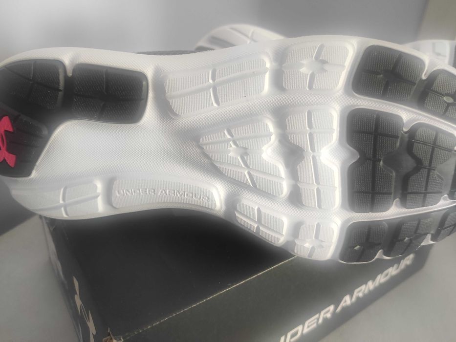 Under armour дамски маратонки