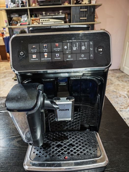 Кафе автомат Филипс 3300 серия  latte go