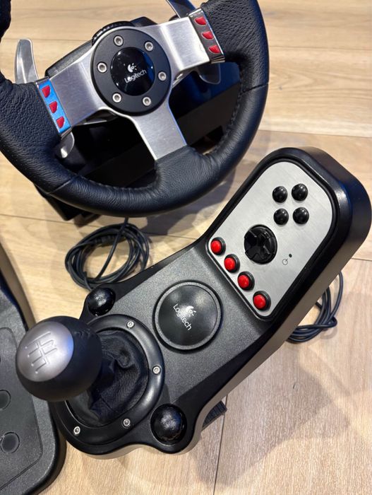 Volan Logitech G27 + Pedale + Schimbator