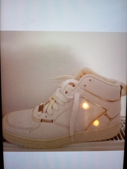 De vânzare teniși primăvară dama