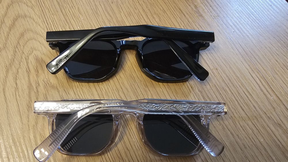 2 броя слънчеви очила
