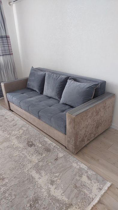 Диван В Идеальнейшем состоянии