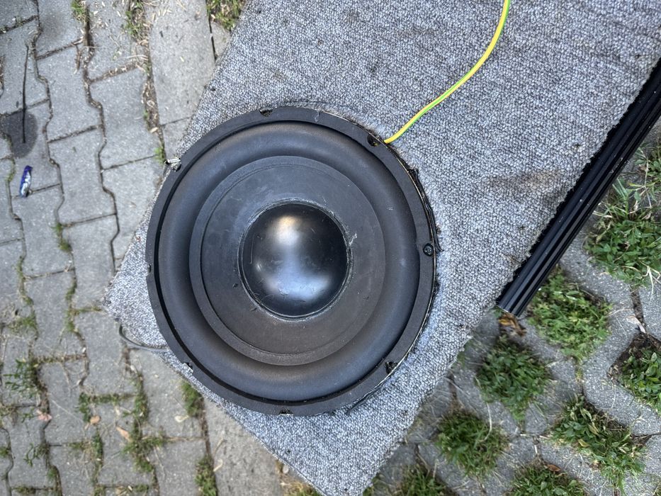 vand subwoofer audiobahn
