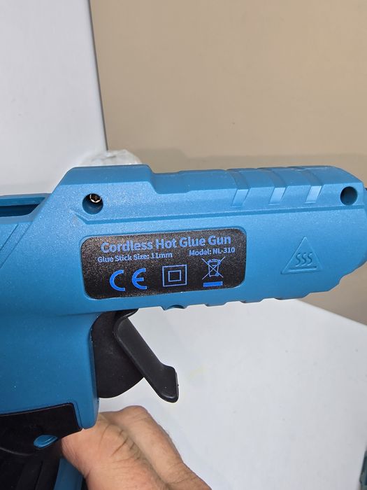 Пистолет за топъл силикон за батерии на Makita 18v