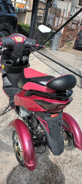 Електрическа триколка