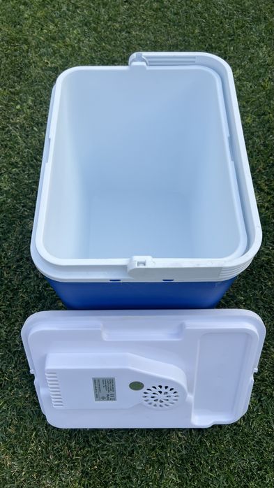 Хладилна чанта 30 L  12V