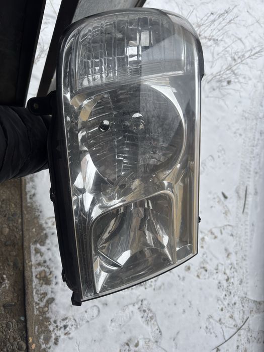 Фара от  Ланд Крузер 100