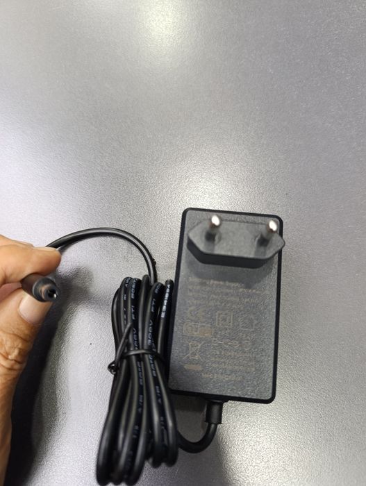 Скидка! Доставка! Adapter 12 v 5 a original (60w) блок питания