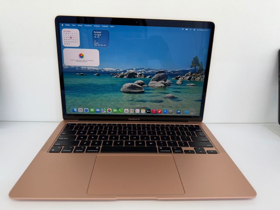 MacBook  M1 2020