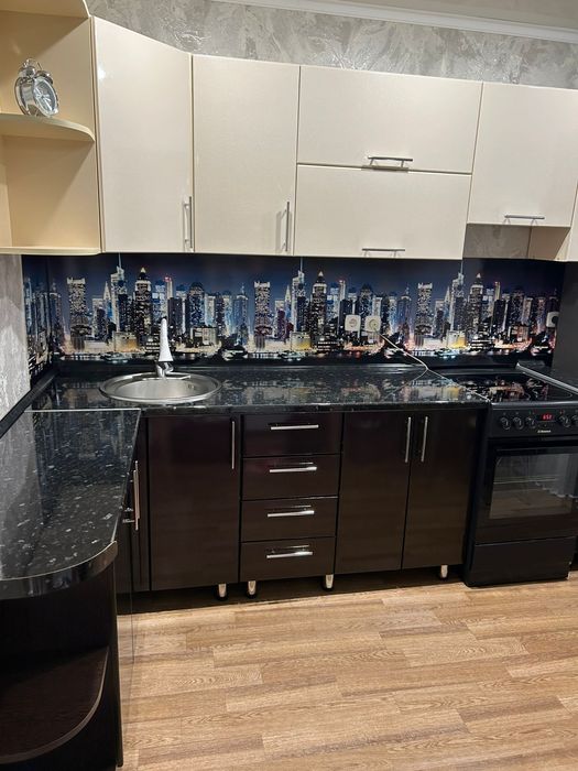 Продам Кухонный гарнитур