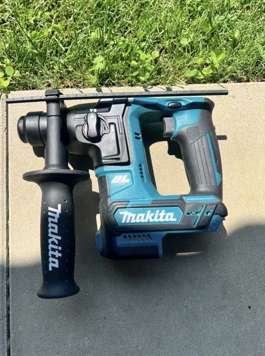 Rotopercutor makita 10,8v+incarcator+2baterii 4Ah+cutie