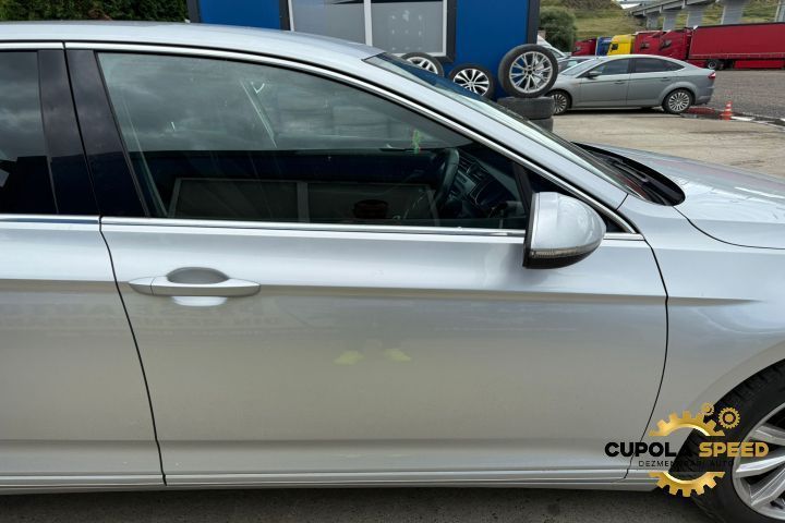 Usa Portiera fata dreapta culoare LA7W Volkswagen VW Passat B8 [2014