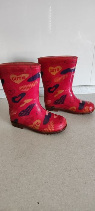Продам резиновые сапоги детские