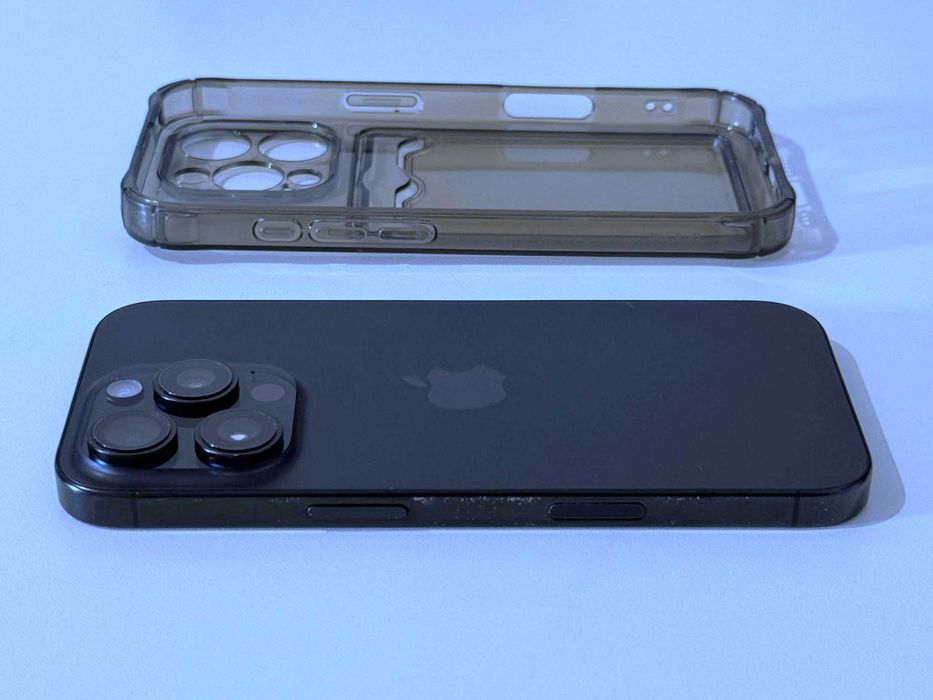 Бартер! iPhone 16 Pro 256GB Black Titanium (Черен) MDM Акаунт - 89% Батерия.
