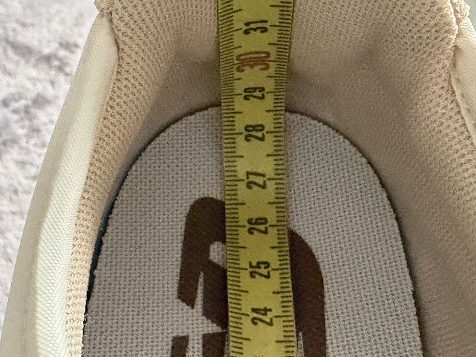 New Balance 327 bej/crem cu logo maro marimea 44.5 noi originali