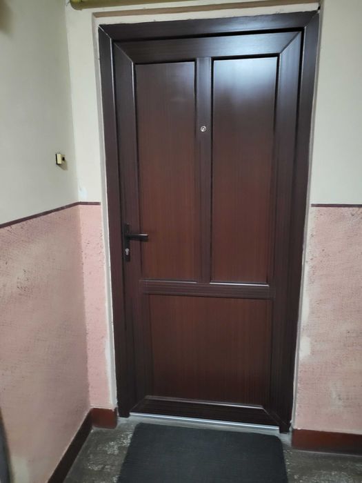 Închiriez apartament