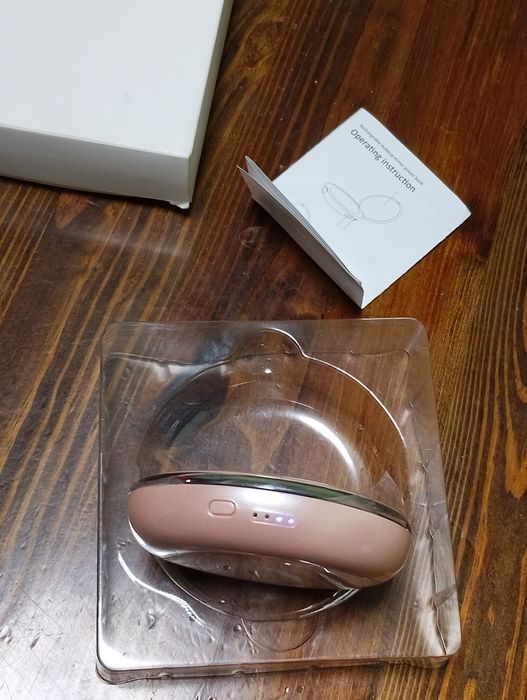 Продавам огледалце с преносима батерия