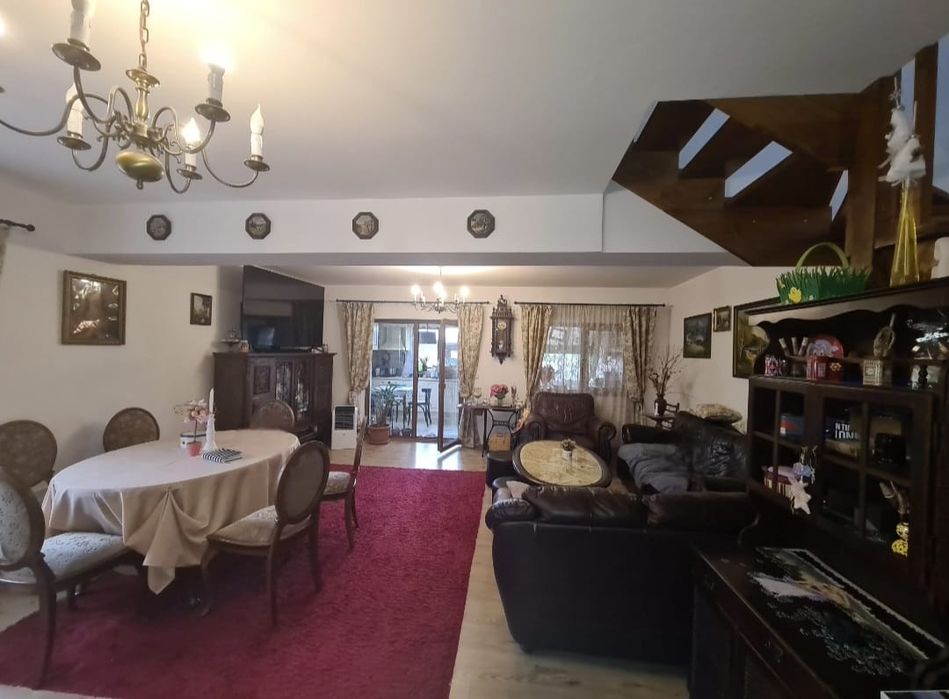 Duplex de vanzare, Mosnita, 5 cam, 132 utili, toate utilitatile, panouri fotovoltaice