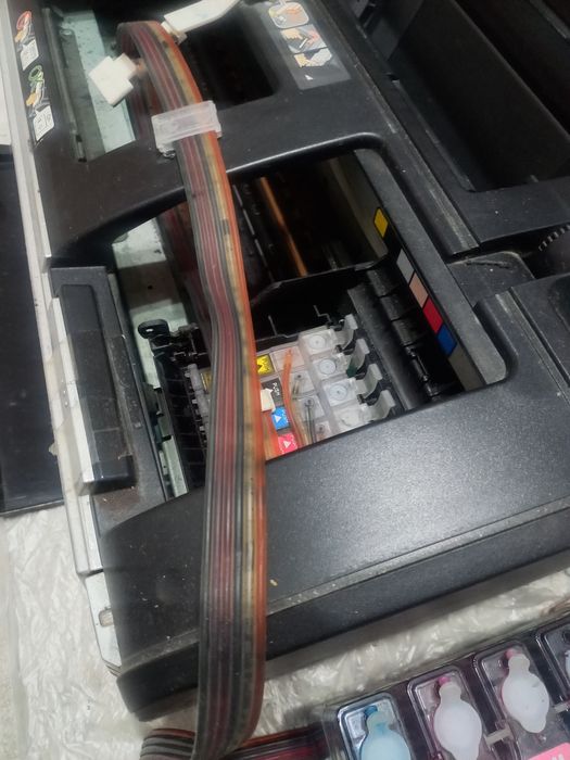 Epson 1410.   А3 принтер.  Срочно. Епсон