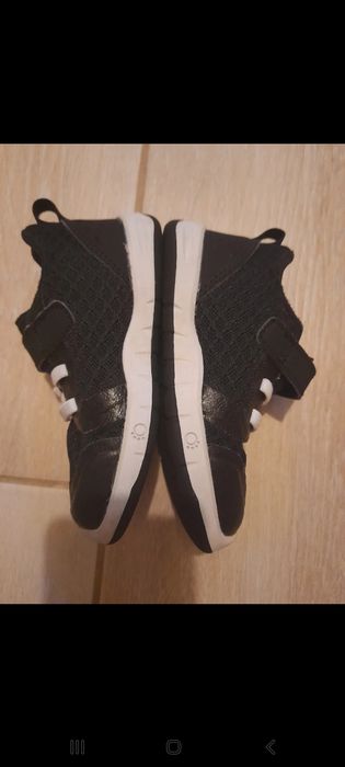 Adidași decathlon impecabili