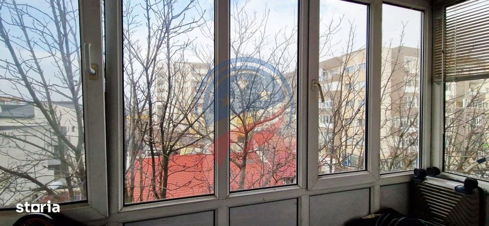 Apartament 4 camere et. 3 din 4 zona Garii
