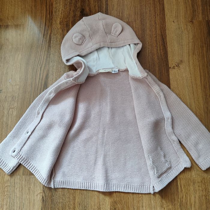 Плетени детски жилетки