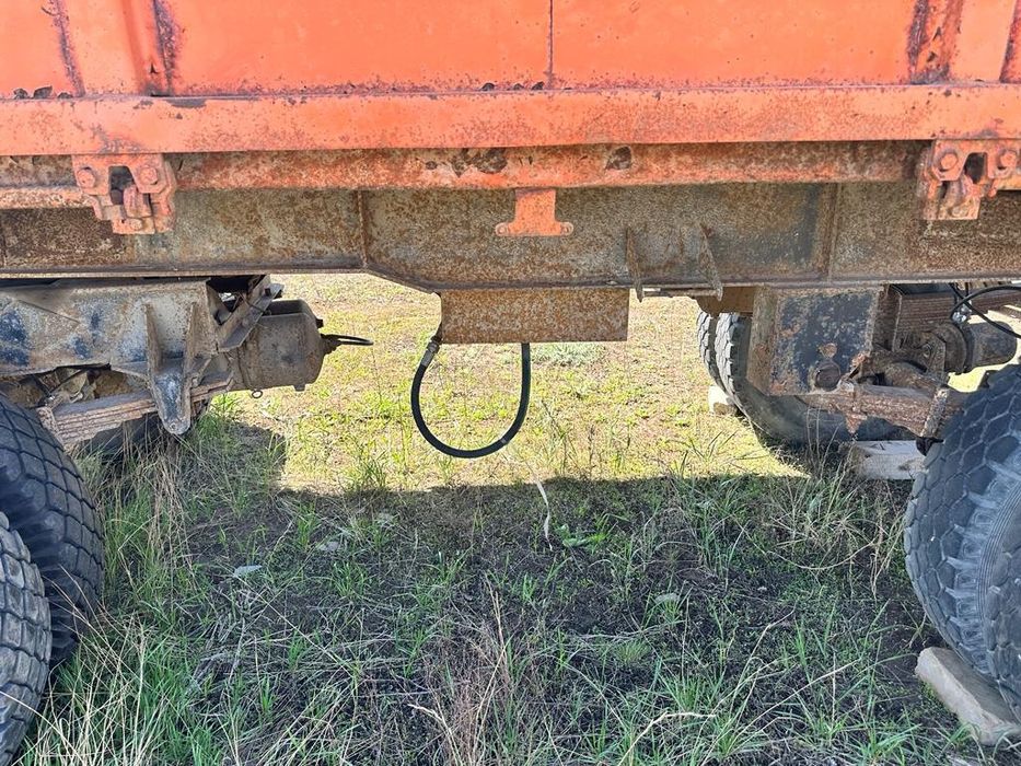 Продам самосвальный прицеп