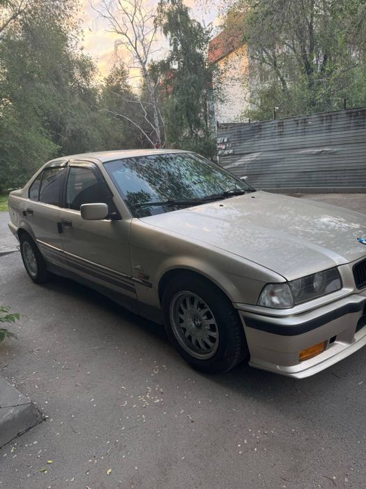 Продам BMW 318(M50B20)