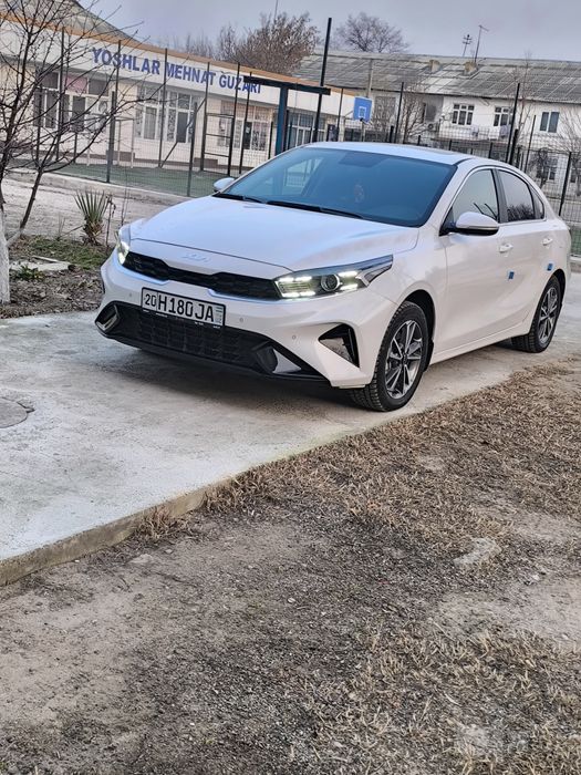 Kia cerato Luxe+ 2.0