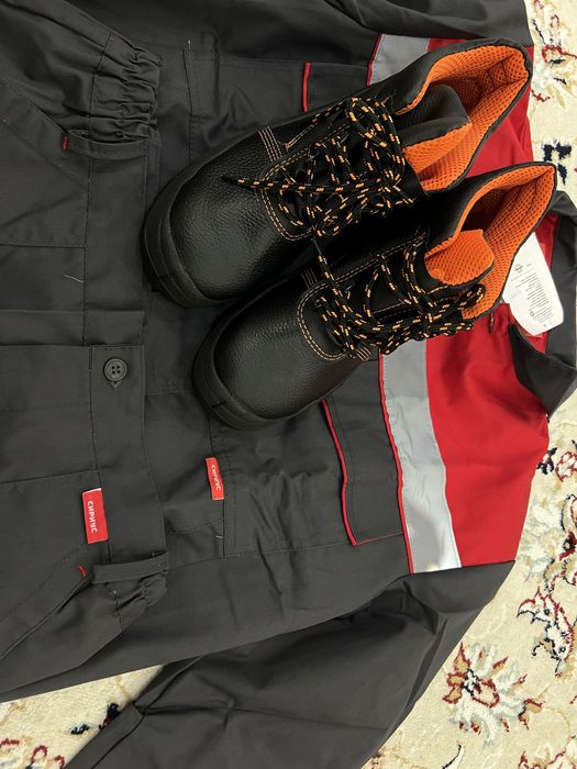 Продается спецодежда и обувь летний