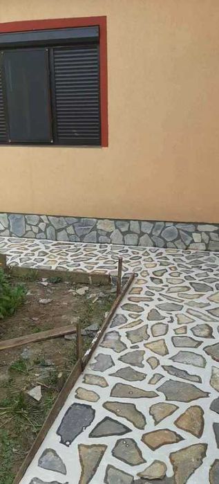 Montaj Piatră de Munte – Amenajări la Cheie pentru Curte