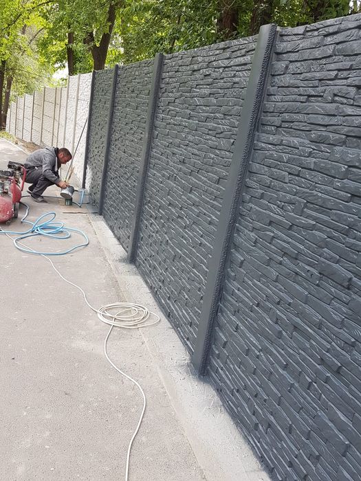 Fabricam garduri din beton placi de gard stalpi de beton gardultau.com