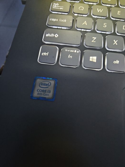 Laptop Asus vivobook s14