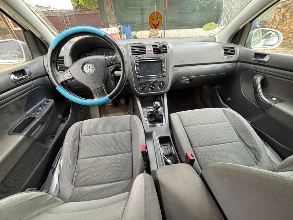 VOLKSWAGEN Golf 2004 — imagine 3