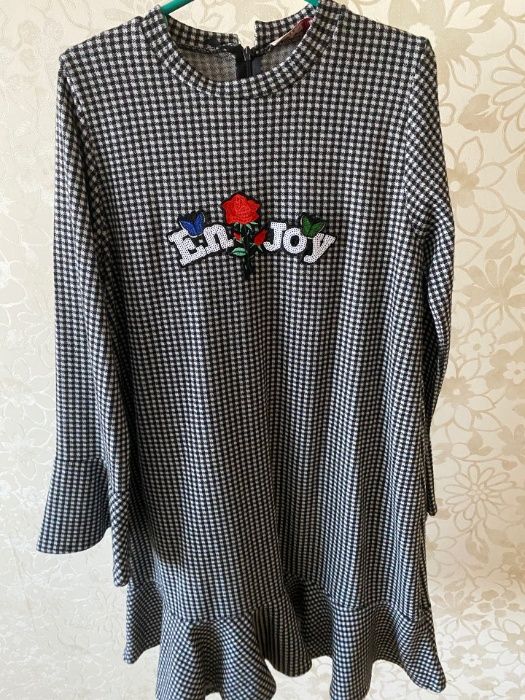 Продаю детское/подростковое платье