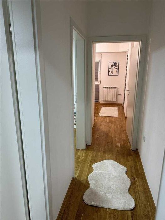 Дава се под наем Тристаен апартамент в Пловдив, Южен - 85 кв.м за 367.2 € - Снимка #6