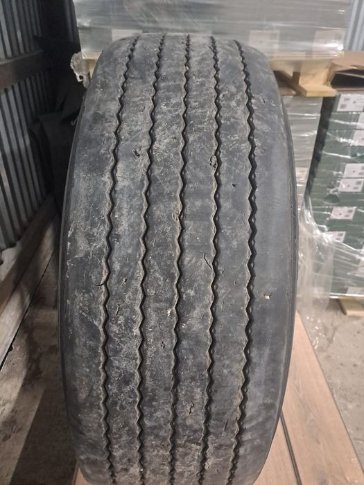 Продам резину 385/65R22.5