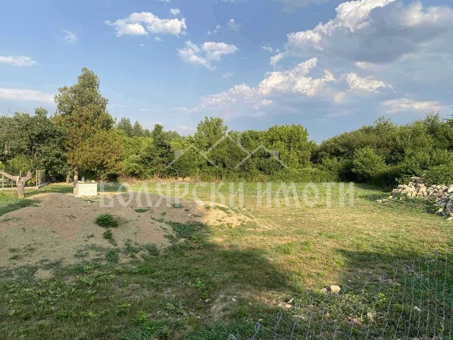 Продава се Парцел в с. Първомайци, Област Велико Търново - 1850 кв.м за 24 €/кв.м - Снимка #1