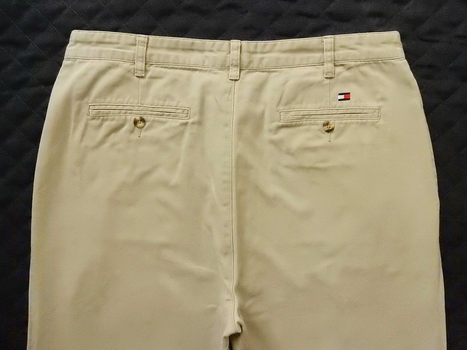 Pantaloni Tommy Hilfiger. Marime 36/34. Impecabili, ca noi.