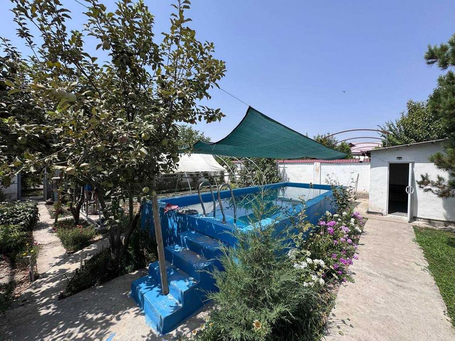 Образцовый дом на Геофизике 6 сот, бассейн, сауна, фасад 18, гл 33,5 =