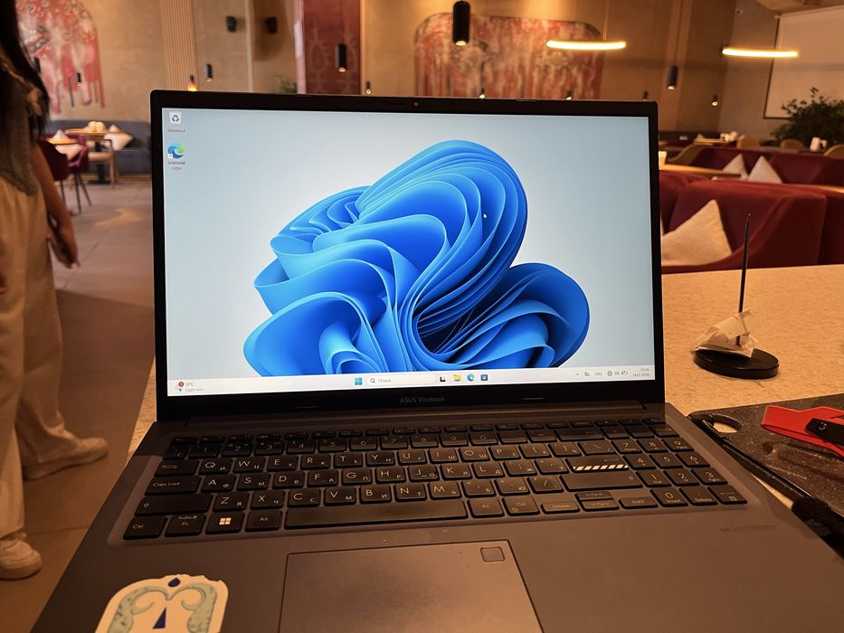 ASUS Vivobook X1502ZA