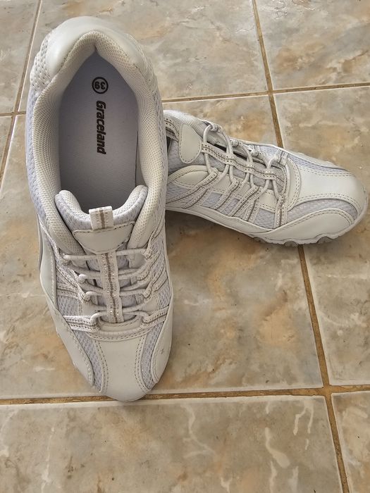 Дамски маратонки