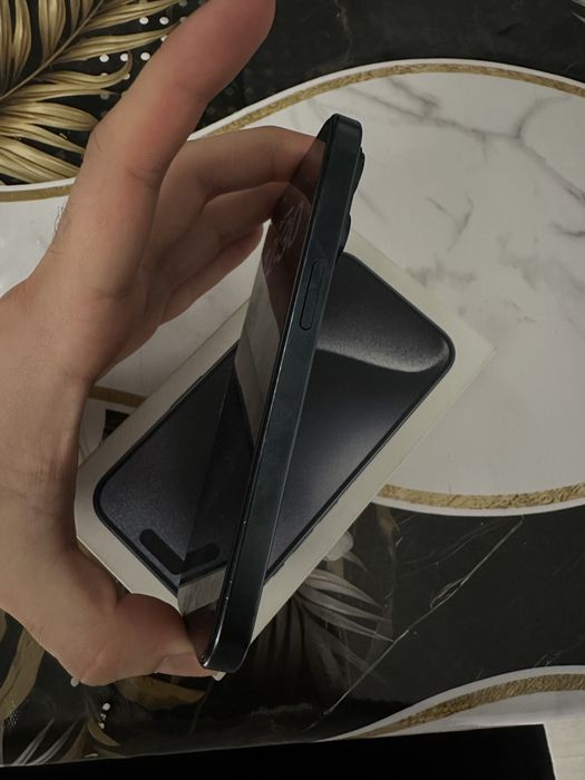 Продается Айфон 15 про