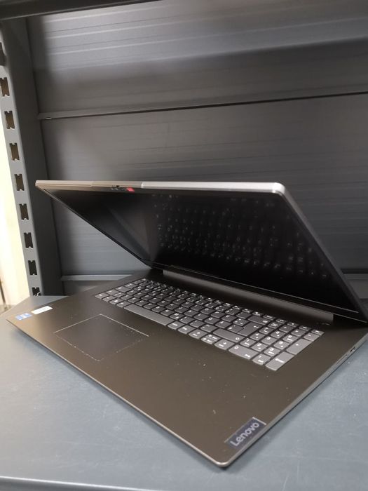Laptop Lenovo V17 G4 IRU, Intel Core i5-13420H, Cod 117592