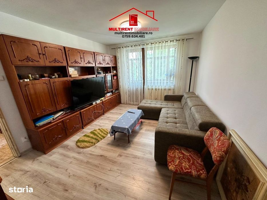 Apartament 3 camere. strada Victoriei, etaj 1